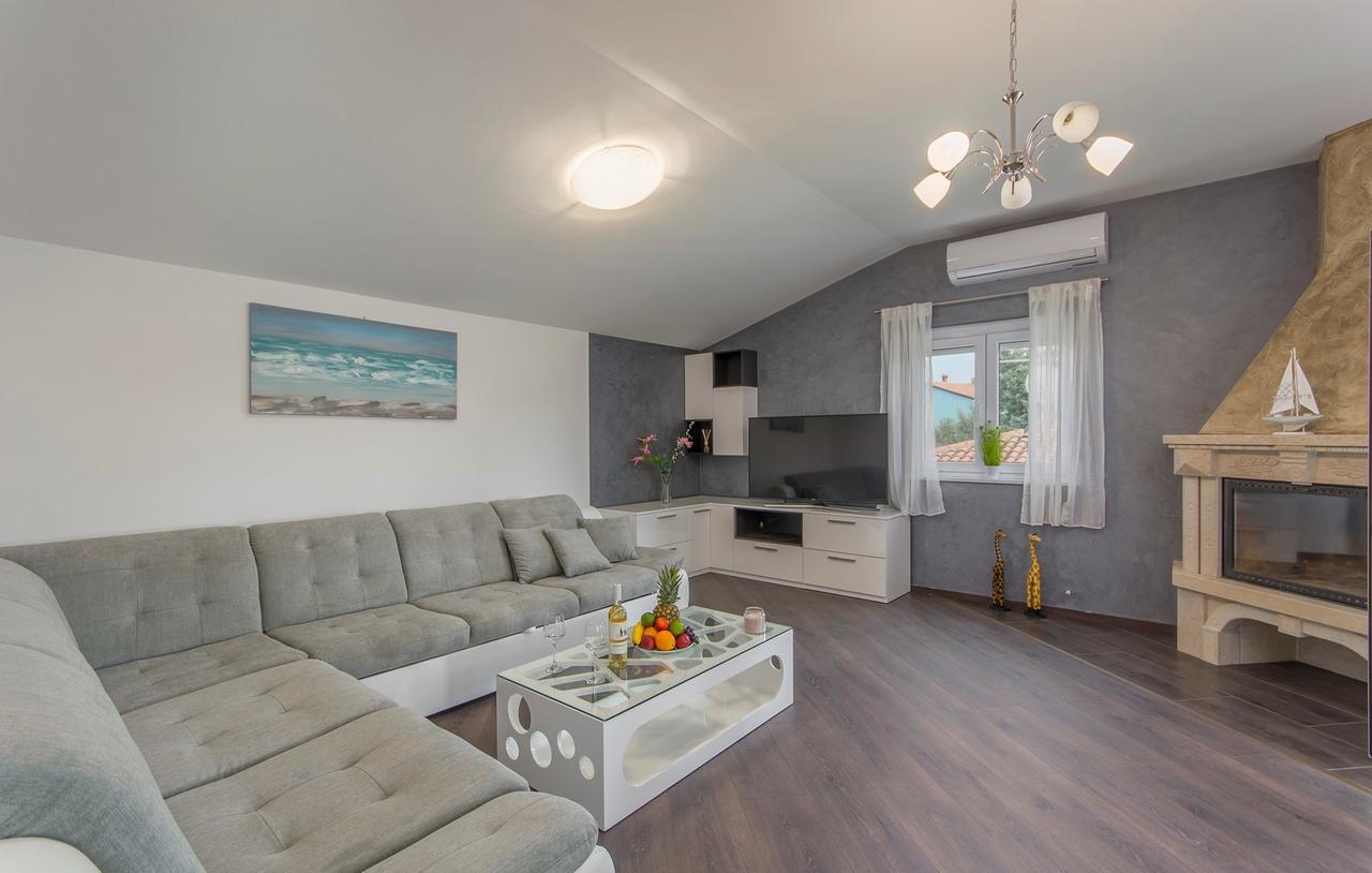 Silver Holiday House Vrvari Exteriér fotografie